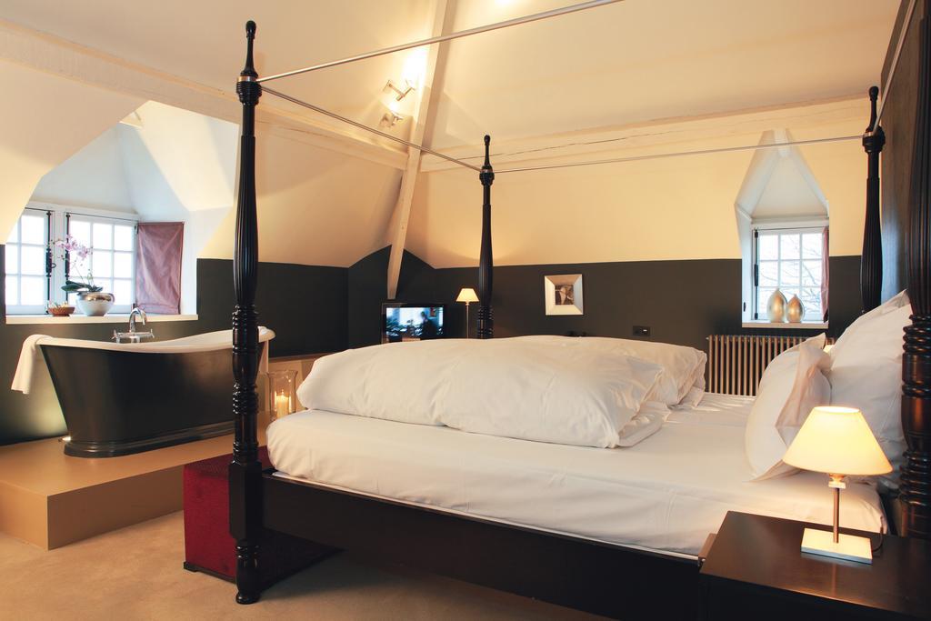 Manoir De Lebioles 5*