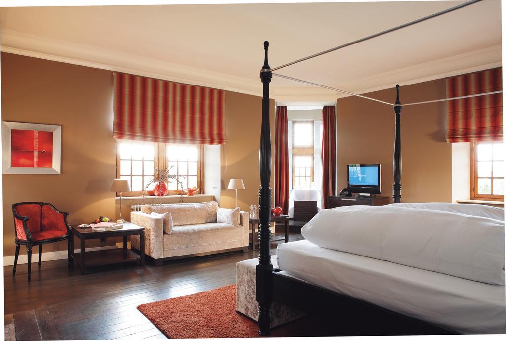 Manoir De Lebioles Spa